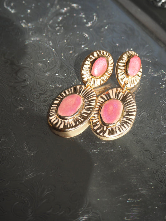 “Anima” Large Parchment underglaze & Shades of Pink coloured glazes with 24k gold lustre rays
