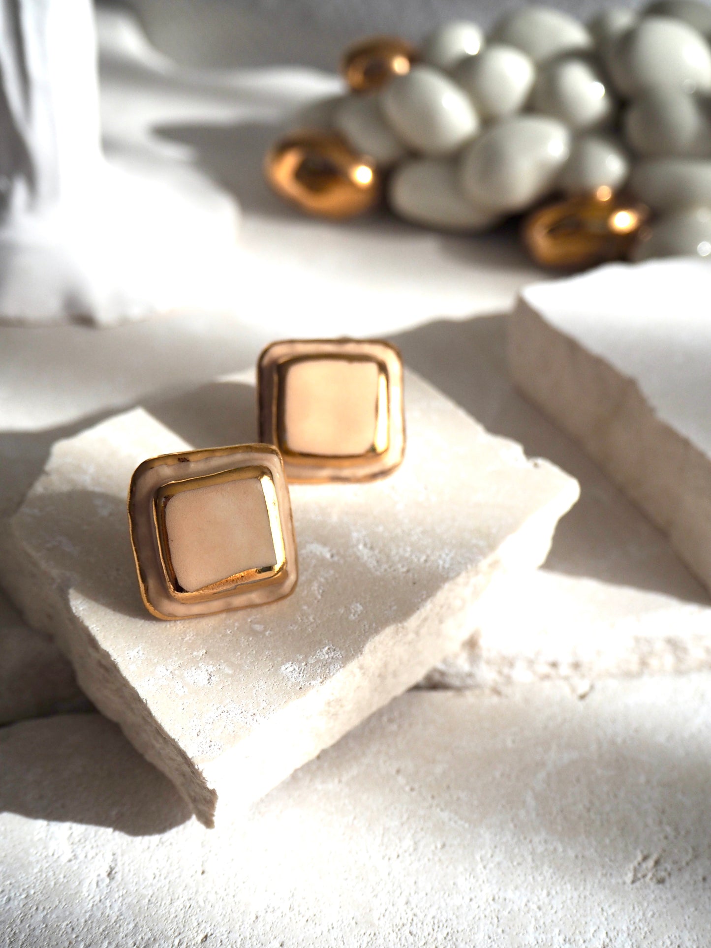 “il Quadrato” Medium Handmade Porcelain Studs coloured with “Light Beige” glossy glaze with 24k Gold lustre details