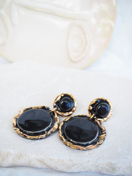 Femminilità Porcelain Earrings in “Black” coloured glossy glaze with 24k Gold lustre textured rims