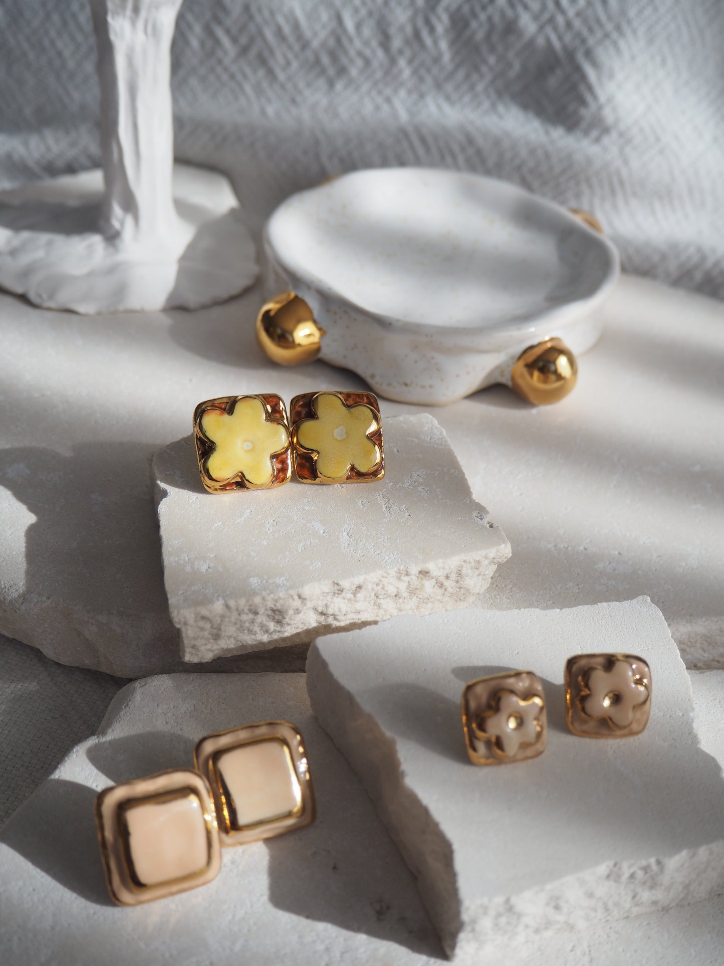 “il Quadrato” Medium Handmade Porcelain Studs coloured with “Light Beige” glossy glaze with 24k Gold lustre details